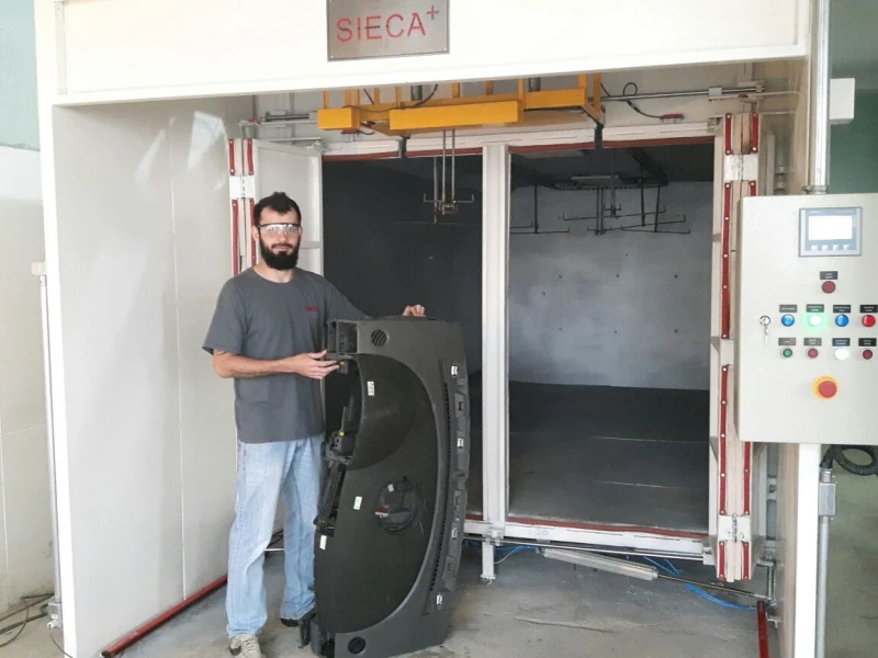 Forno elétrico industrial para tratamento térmico